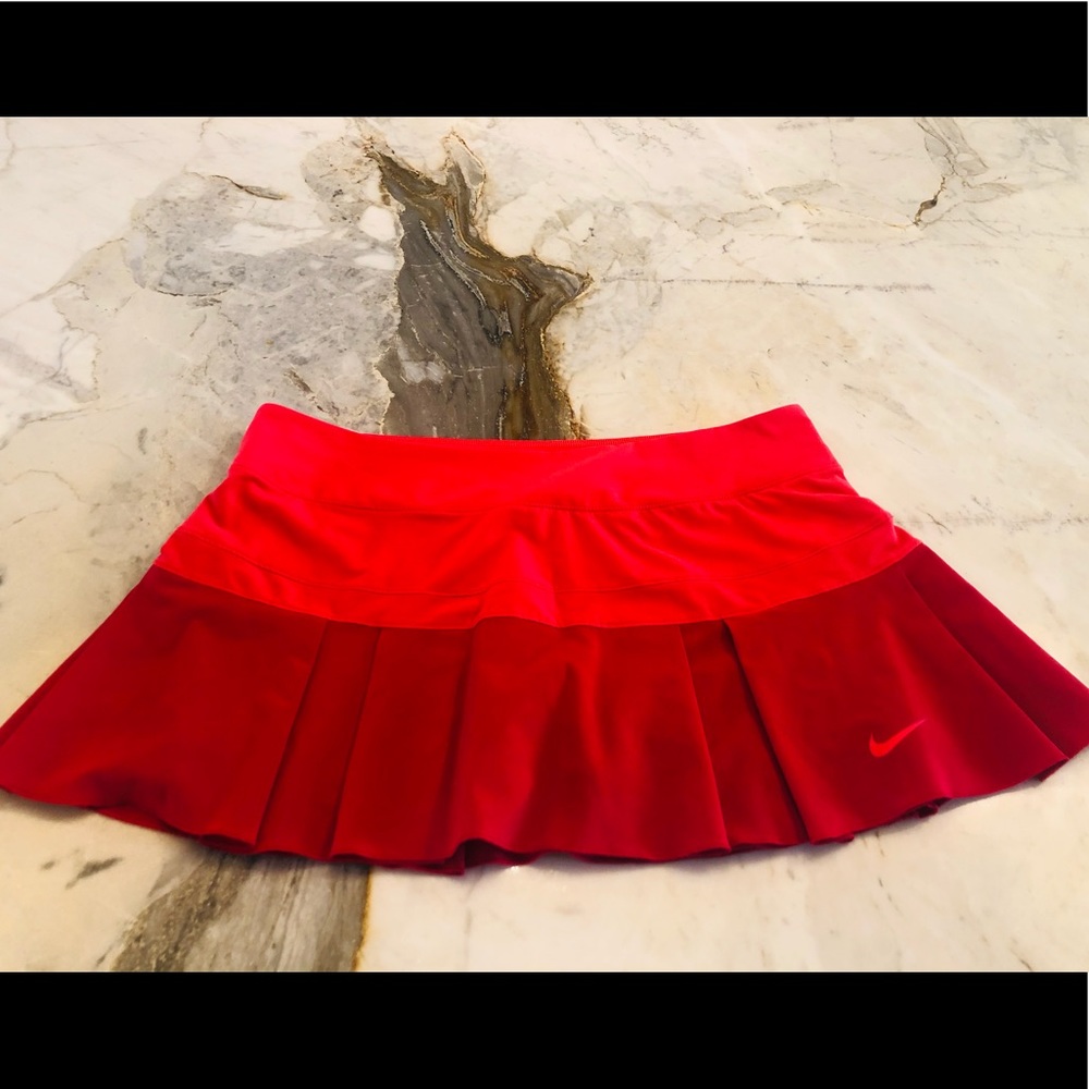 ❤️🎾 Very pretty Nike Tennis Skirt 🎾❤️